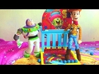 Toy Story 3 Woody and Buzz Lightyear Play Spongebob Squarepants Ball Launcher Game